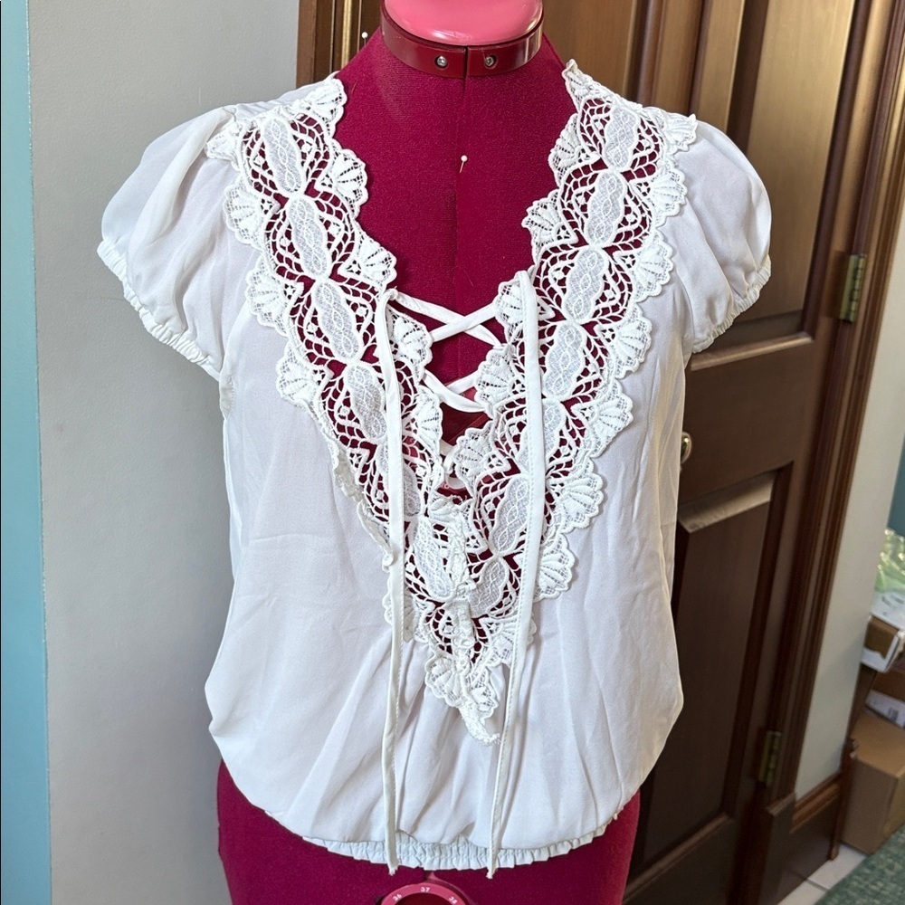 Available by Angela  Top  blouse  100%poly  lace trimmed V-neck lace up NWOT